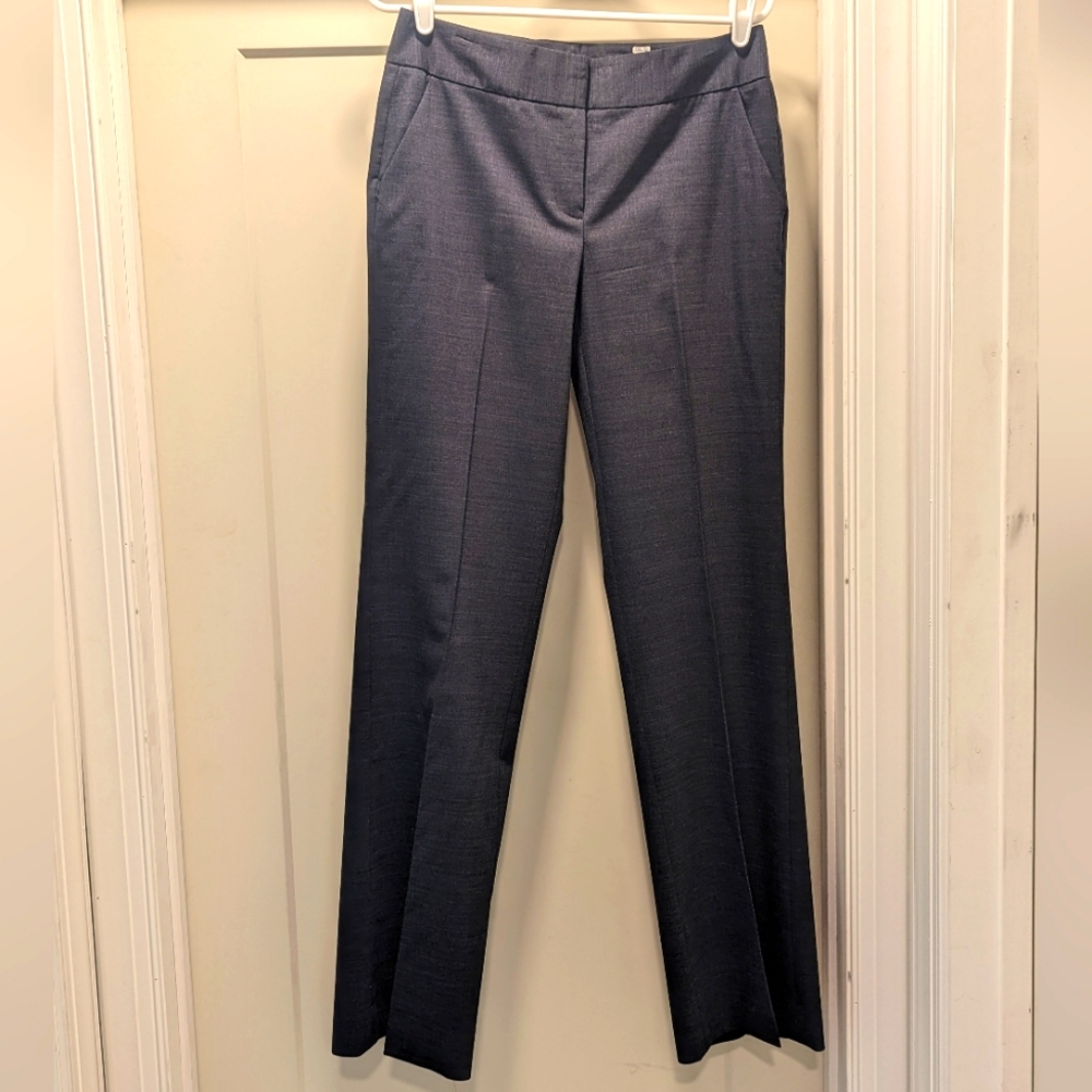 Smooth wool dress pants